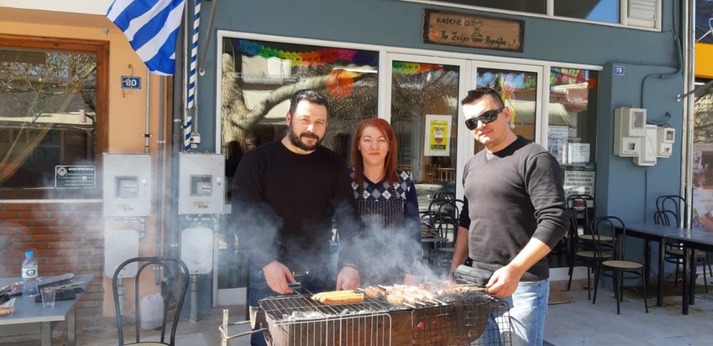 Το τσικνίζουν οι Βελεστινιώτες!