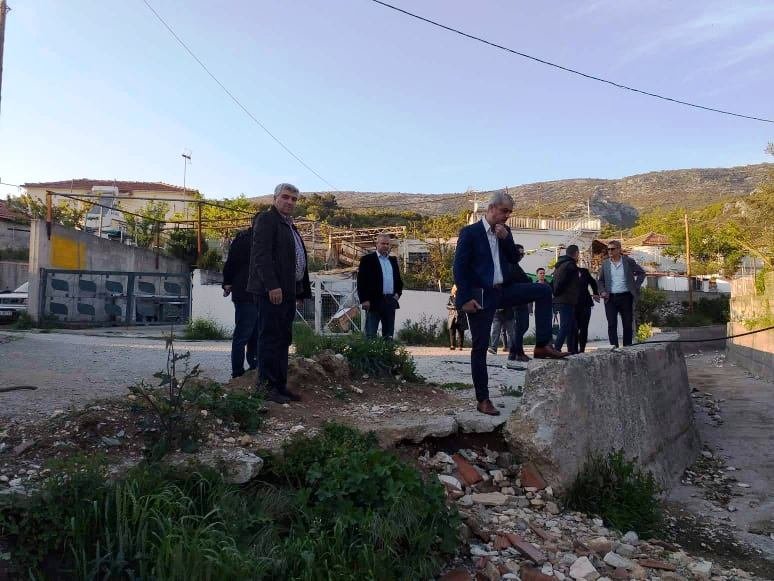 "Ο Δήμος άφησε αβοήθητους τους κατοίκους των Καναλίων"