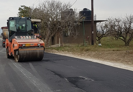 Αποκατάσταση βλαβών στο οδικό δίκτυο του Δήμου