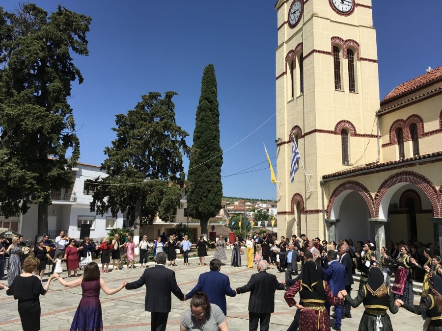 Με λαμπρότητα ο εορτασμός των Αγίων Κωνσταντίνου και Ελένης στο Βελεστίνο