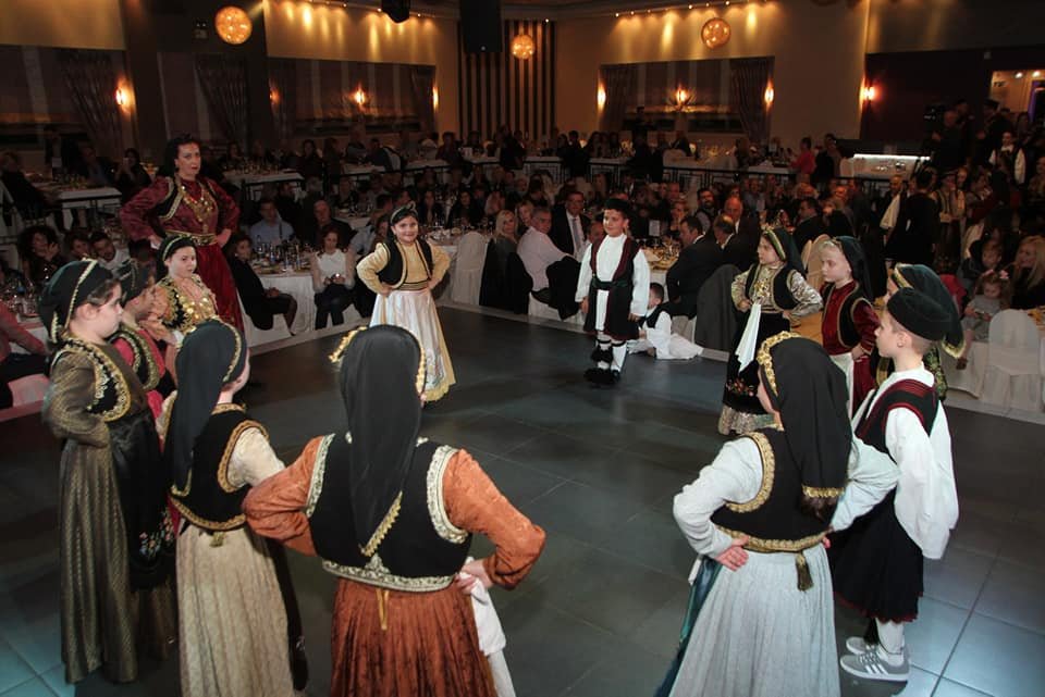 Φωτορεπορτάζ από το χορό του Συλλόγου Περιβολιωτών
