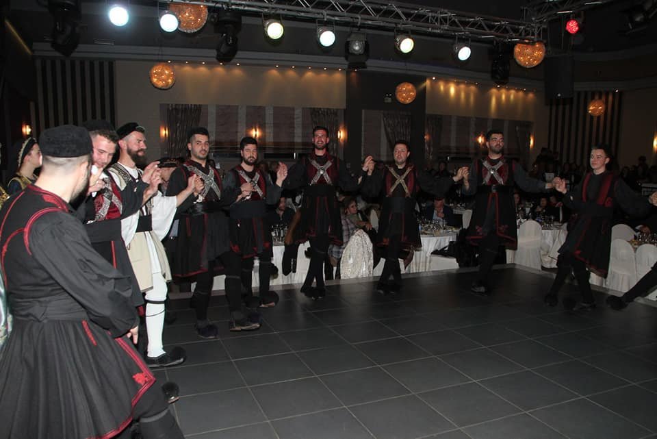 Φωτορεπορτάζ από το χορό του Συλλόγου Περιβολιωτών