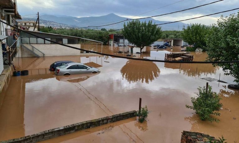 Συλλογή τροφίμων και ειδών πρώτης ανάγκης για τους πληγέντες του "Ιανού"