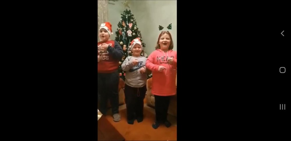 Τα Κάλαντα από τους μικρούς μας φίλους!