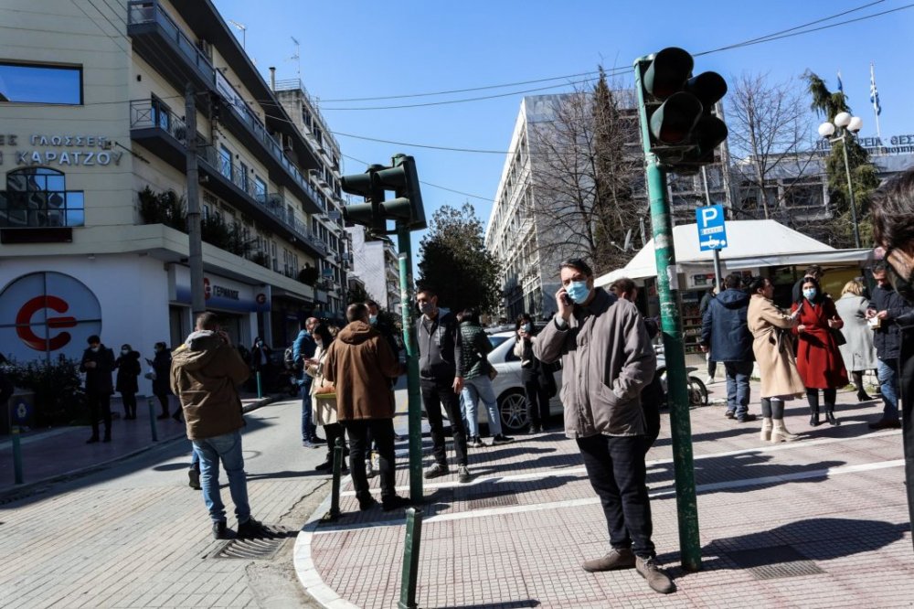 Κυβερνητικό κλιμάκιο στην περιοχή του σεισμού