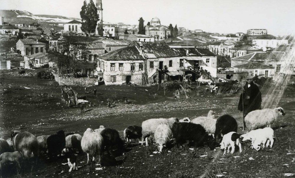 Παρατείνεται η συλλογή παλαιών φωτογραφιών από τον Σύλλογο Γυναικών