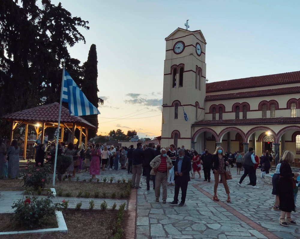 Πανηγυρίζει ο Ιερός Ναός Αγίων Κωνσταντίνου και Ελένης