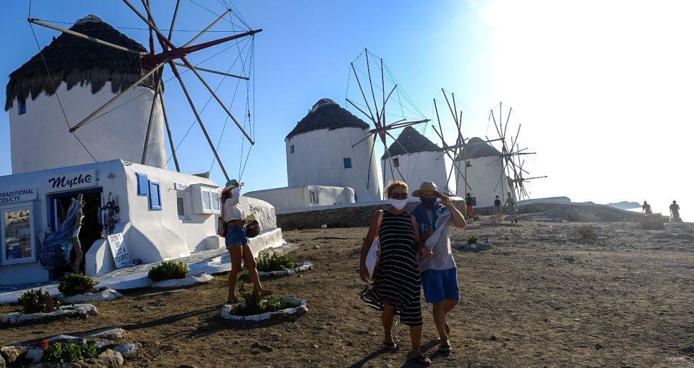 Τα πρώτα τοπικά μέτρα στην Μύκονο