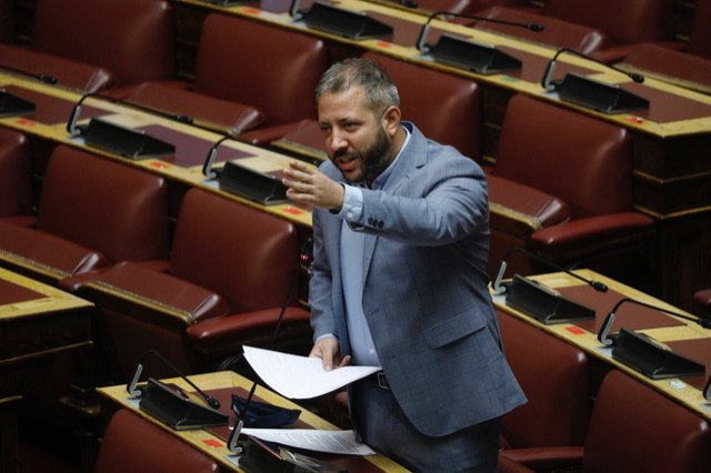 Αλ. Μεϊκόπουλος: Δεν πληρώνουν τις σχολικές καθαρίστριες εν μέσω πανδημίας