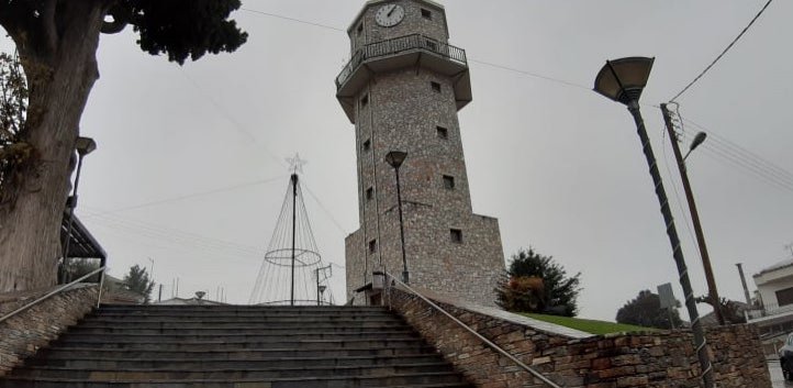 Στο Ρολόι φέτος το Χριστουγεννιάτικο Δέντρο