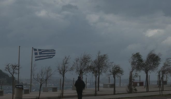 Έκτακτο δελτίο επικίνδυνων φαινομένων - Συναγερμός στην Πολιτική Προστασία