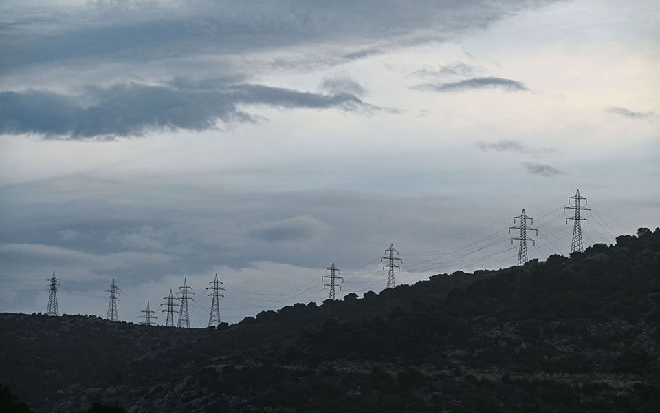 Ηλεκτρικό ρεύμα: Πώς θα γίνει η επιστροφή έως 600 ευρώ – Στα 3,2 δισ. το κόστος των μέτρων