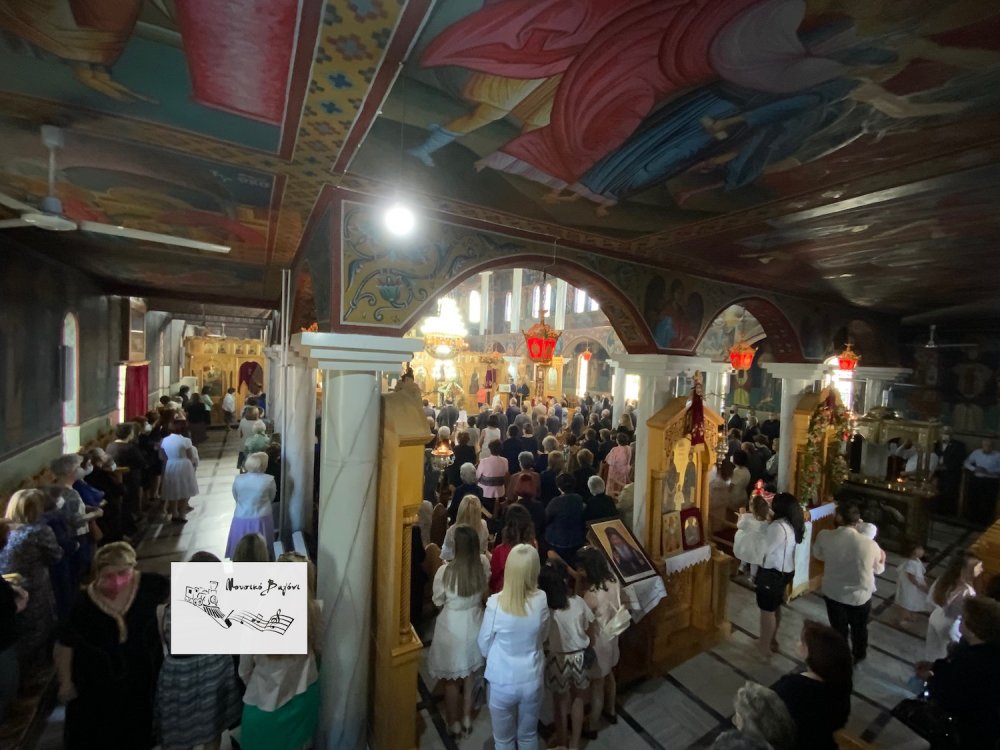 Βίντεο και εικόνες από την εορτή των Αγίων Κωνσταντίνου και Ελένης 