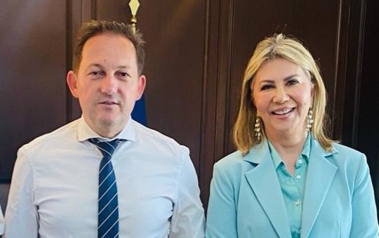 Στο "Αντώνης Τρίτσης" το νέο Δημαρχείο Ρήγα Φεραίου