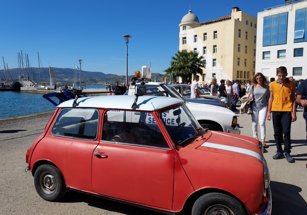 Η καρδιά της κλασικής αυτοκίνησης χτύπησε στον Βόλο