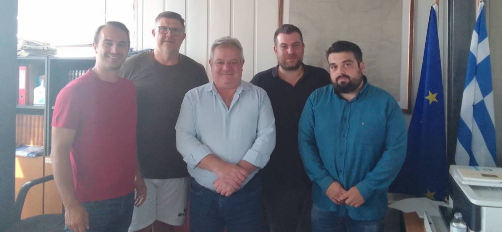 ΠΑΣΟΚ-ΚΙΝΑΛ Μαγνησίας: Συνάντηση με τον Διευθυντή της Δευτεροβάθμιας Εκπαίδευσης