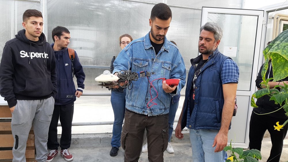 Θερμοκηπιακό Πάρκο Βελεστίνου: Εκπαίδευση στη Χρήση νέων τεχνολογιών