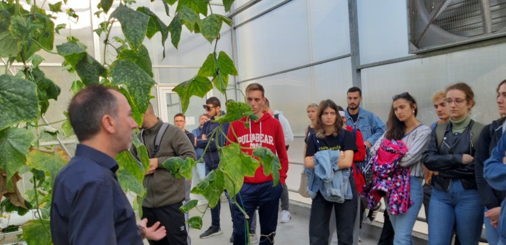 Θερμοκηπιακό Πάρκο Βελεστίνου: Εκπαίδευση στη Χρήση νέων τεχνολογιών 
