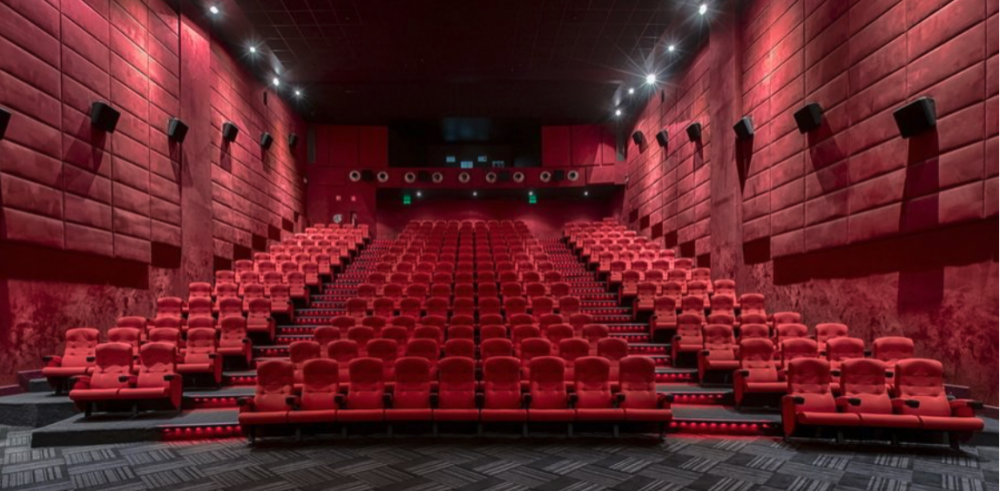 Προβάλλονται στα Village Cinemas