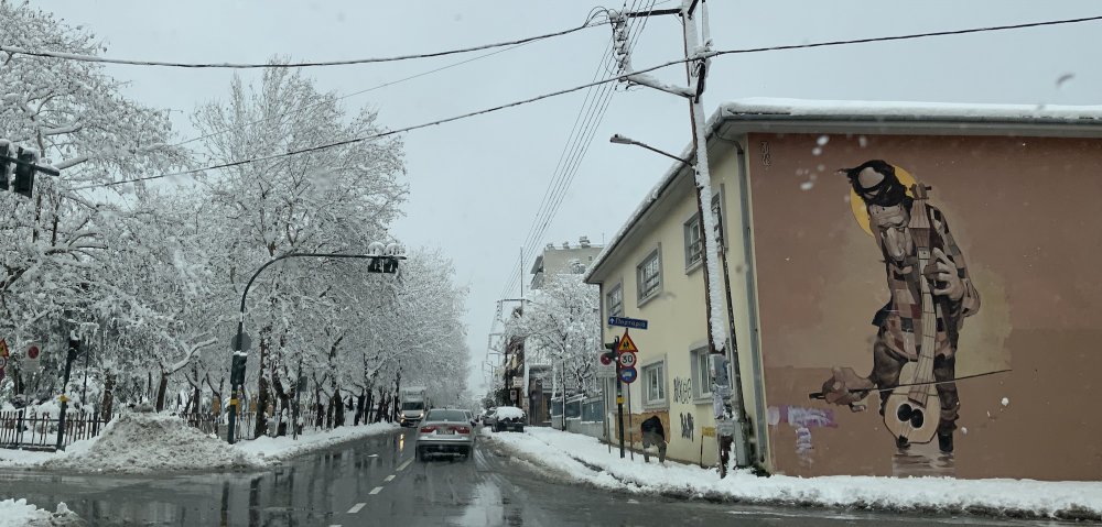 Οχήματα στη διάθεση της Πυροσβεστικής για τον χιονιά από το ΚΚΕ Μαγνησίας