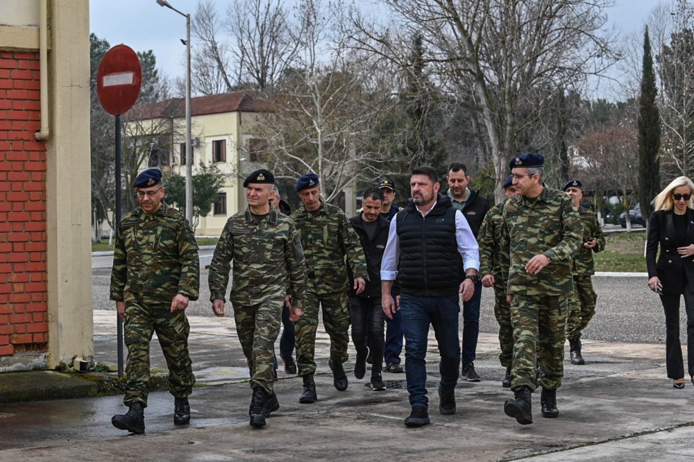 Στο 304 ΠΕΒ Βελεστίνου ο Νίκος Χαρδαλιάς