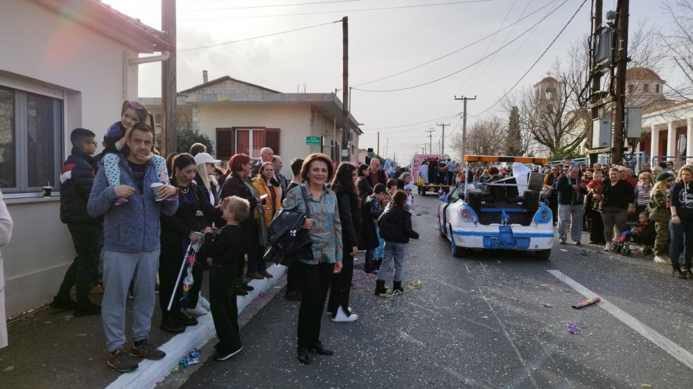 "Γιορτάζοντας τα κούλουμα με φίλους και αγαπημένα πρόσωπα"