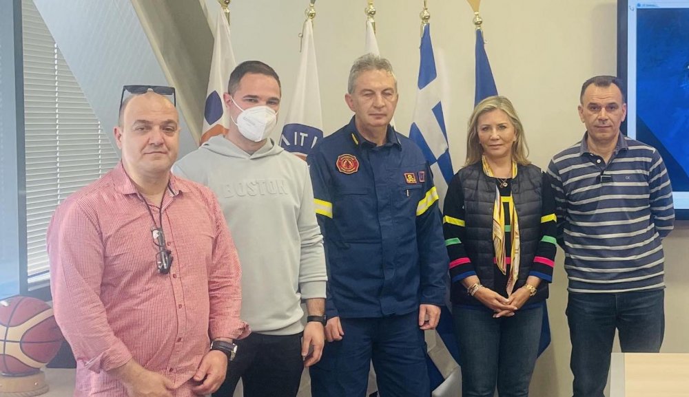 Συνάντηση Ζ. Μακρή με Αρχηγό Πυροσβεστικού Σώματος, παρουσία συνδικαλιστών
