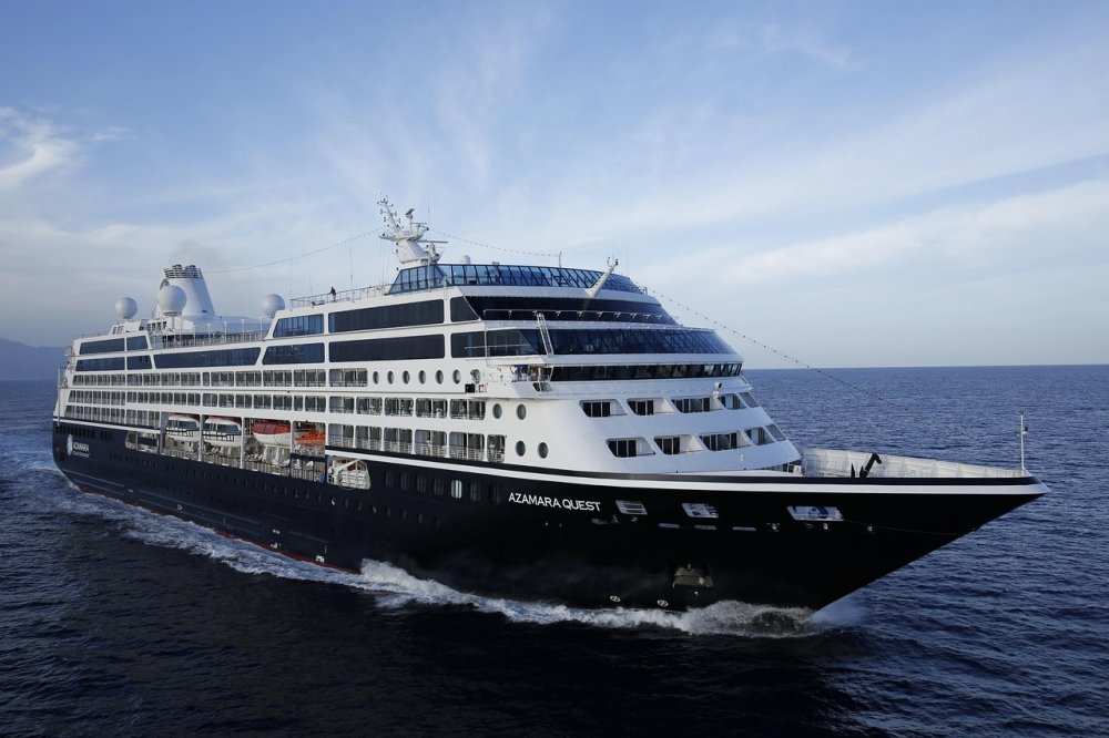 Στον Βόλο το επιβλητικό AZAMARA QUEST