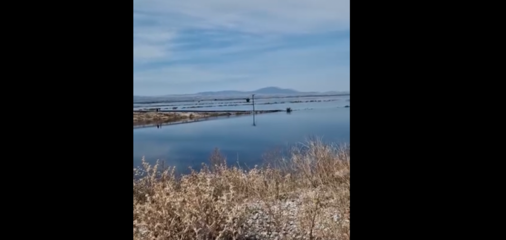 Σεφανοβίκειο - Θυρόφραγμα Λίμνης Κάρλας