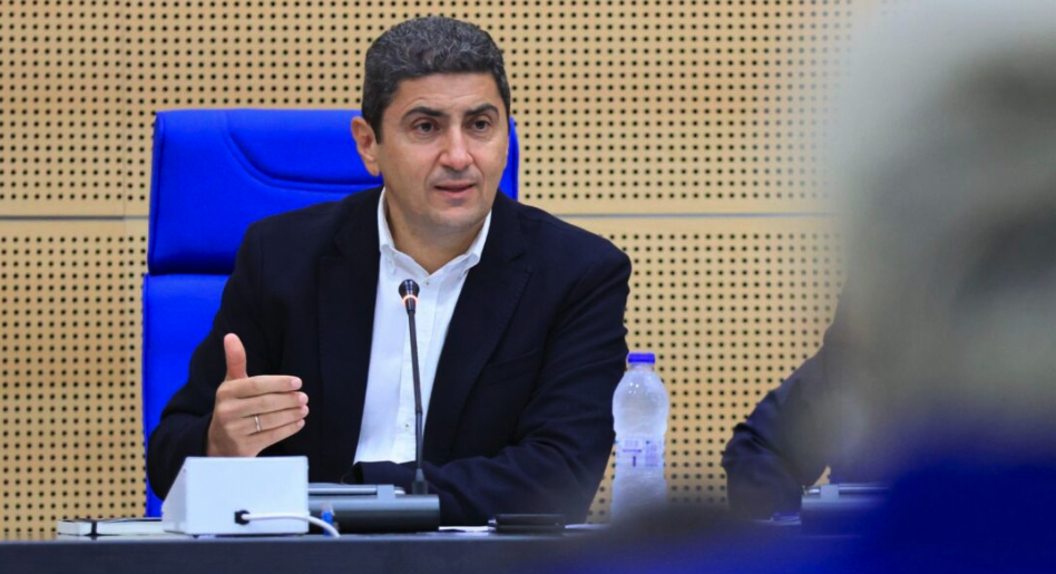 Την παραίτηση της διοίκησης του ΟΠΕΚΕΠΕ ζήτησε ο Αυγενάκης