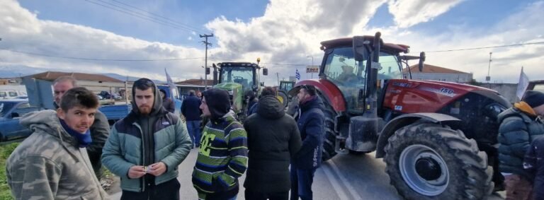 Συμβολικός αποκλεισμός της παλιάς εθνικής στο ύψος του Στεφανοβικείου