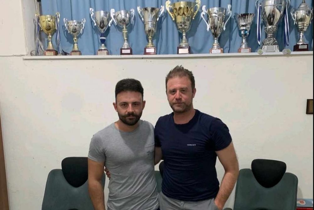 Ρήγας Φεραίος: Ανανέωσε και ο Χαλιμούρδας
