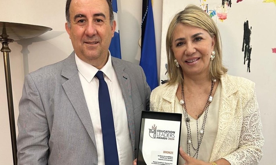 Συνάντηση Ζ. Μακρή με τον Δ/ντή ΔΔΕ Τρικάλων για θέματα ψηφιακής παιδείας