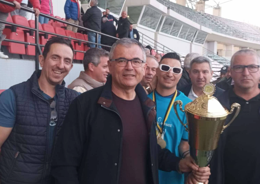 "Συγχαρητήρια στην ομάδα της καρδιάς μας"