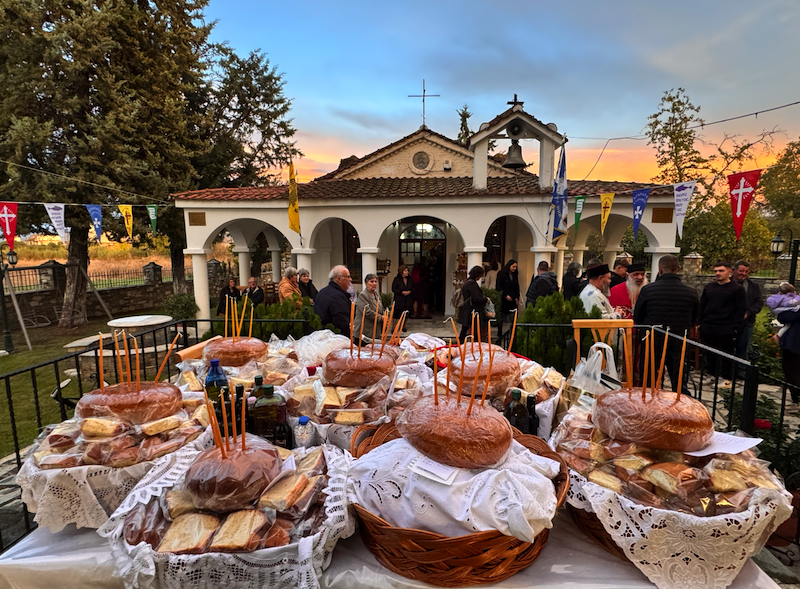 Με Λαμπρότητα οι Εορτασμοί στο Εξωκκλήσι των Αγίων Μηνά, Βίκτωρος και Βικεντίου στο Βελεστίνο