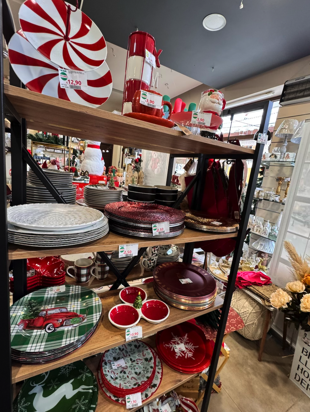 Τα πάντα για τα Χριστούγεννα στο κατάστημα Vicko - Μπέκας στο Βελεστίνο!