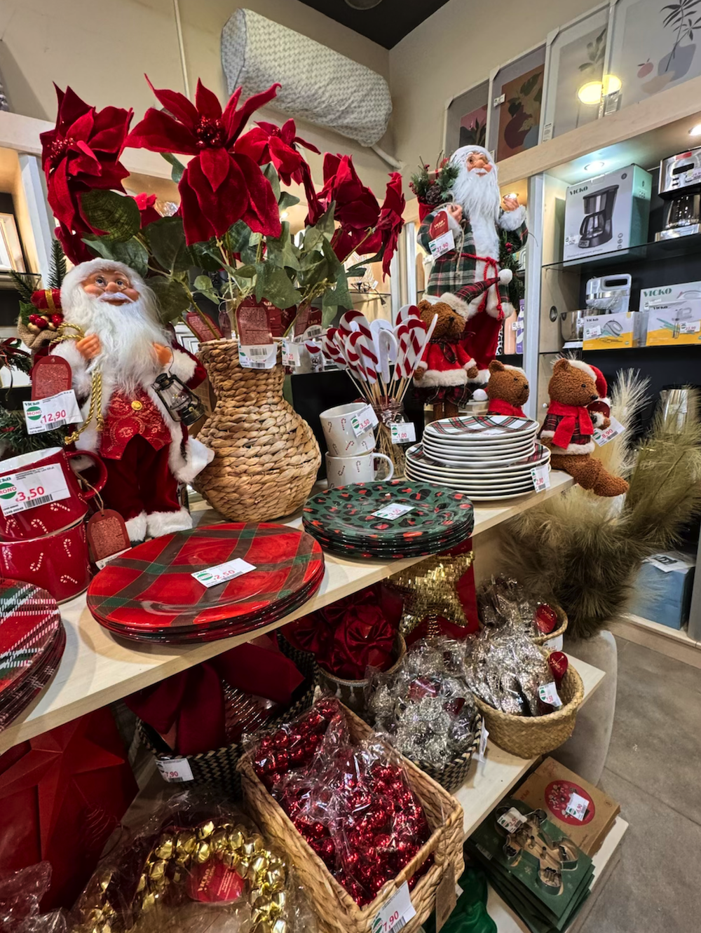 Τα πάντα για τα Χριστούγεννα στο κατάστημα Vicko - Μπέκας στο Βελεστίνο!