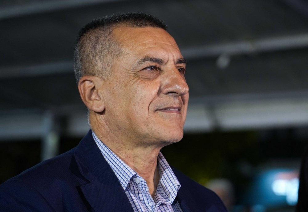 Οφείλω μια απάντηση