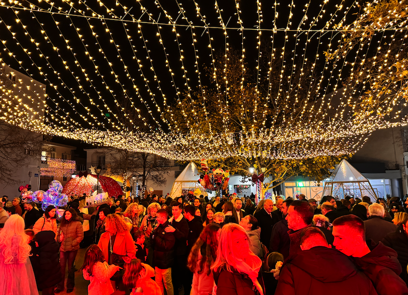 Εικόνες από την έναρξη των Χριστουγεννιάτικων Εκδηλώσεων στο Βελεστίνο