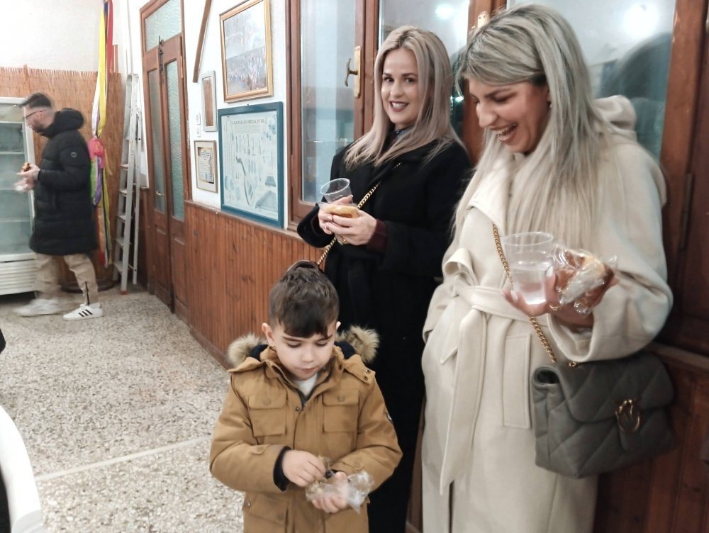 Εικόνες από την κοπή πίτας της Διάπλασης