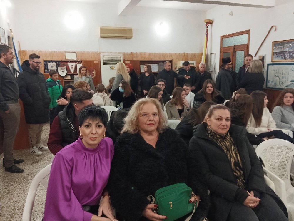 Εικόνες από την κοπή πίτας της Διάπλασης