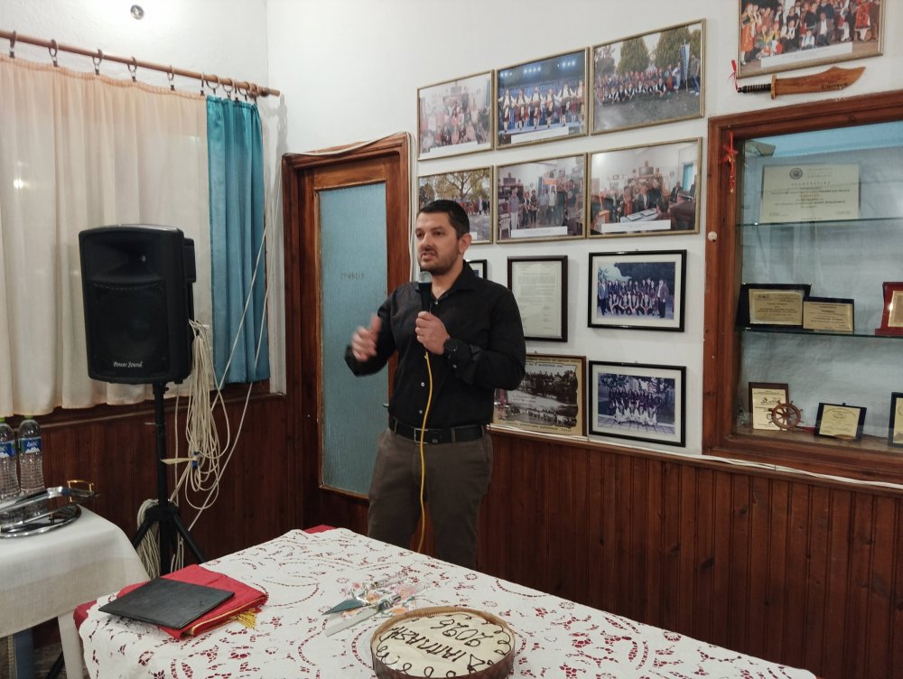 Εικόνες από την κοπή πίτας της Διάπλασης