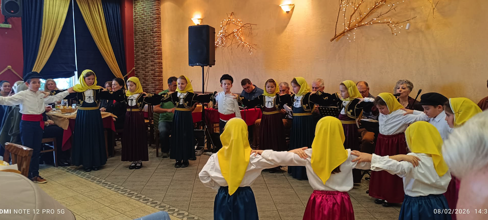 Βίντεο και εικόνες από την κοπή πίτας της Εστίας Μικρασιατών και Ποντίων