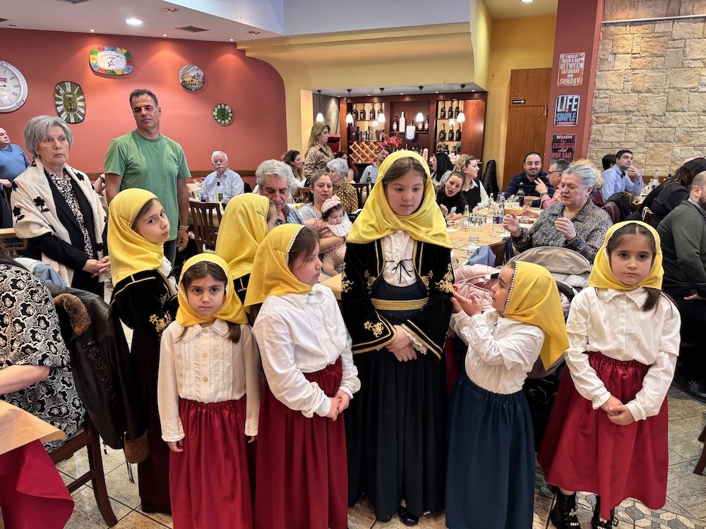 Βίντεο και εικόνες από την κοπή πίτας της Εστίας Μικρασιατών και Ποντίων