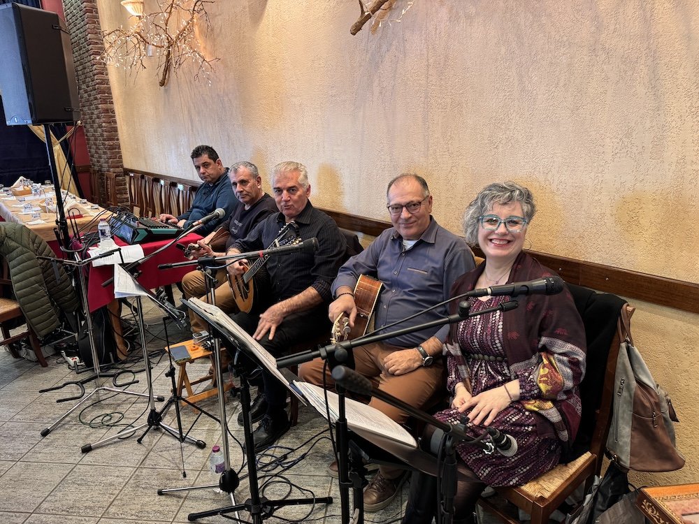 Βίντεο και εικόνες από την κοπή πίτας της Εστίας Μικρασιατών και Ποντίων