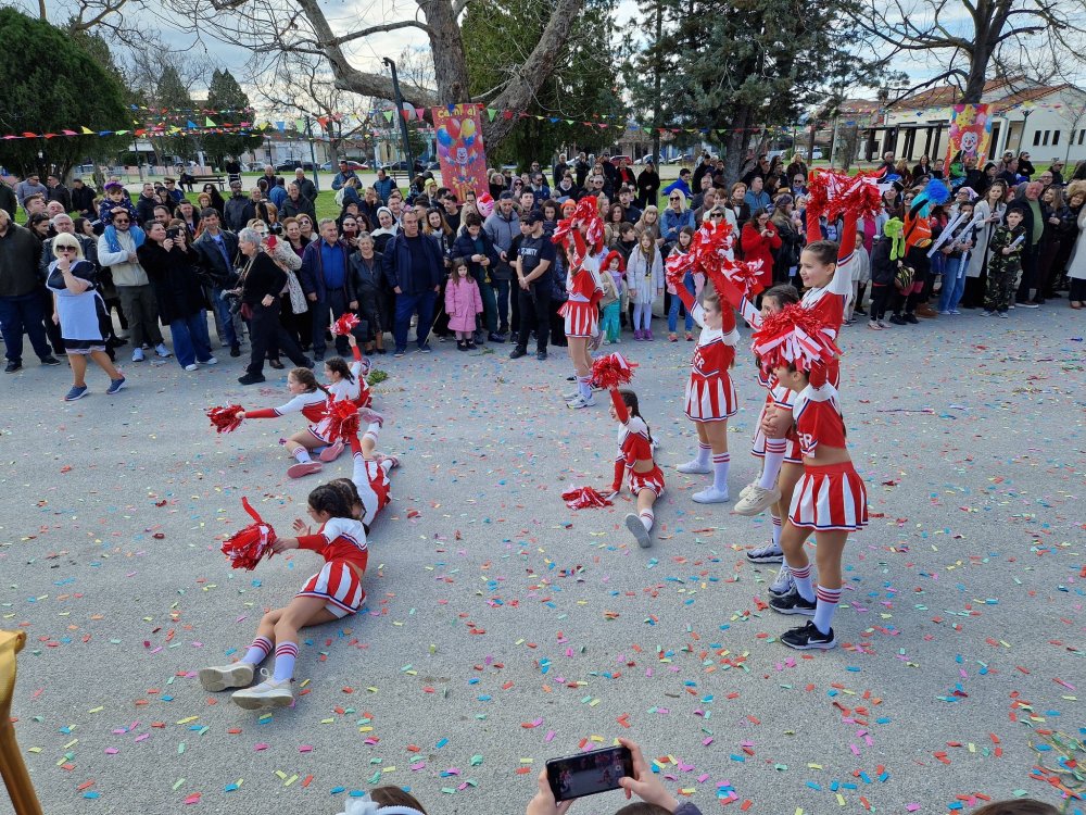 Με... Φραπέ και ΟΠΕΚΕΠΕ το Καρναβάλι Στεφανοβικείου