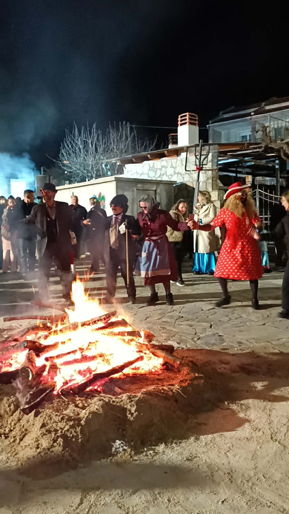 Άναψε το γλέντι στους Μικρασιάτες