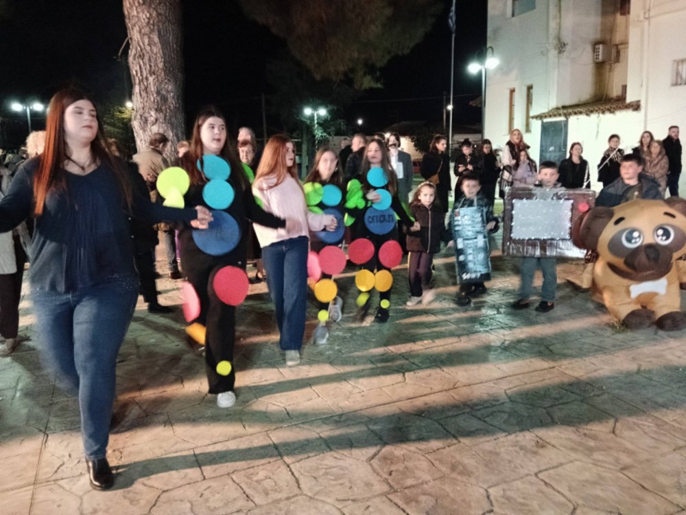 Με χορό και γλέντι το άναμμα της φωτιάς στον Ριζόμυλο