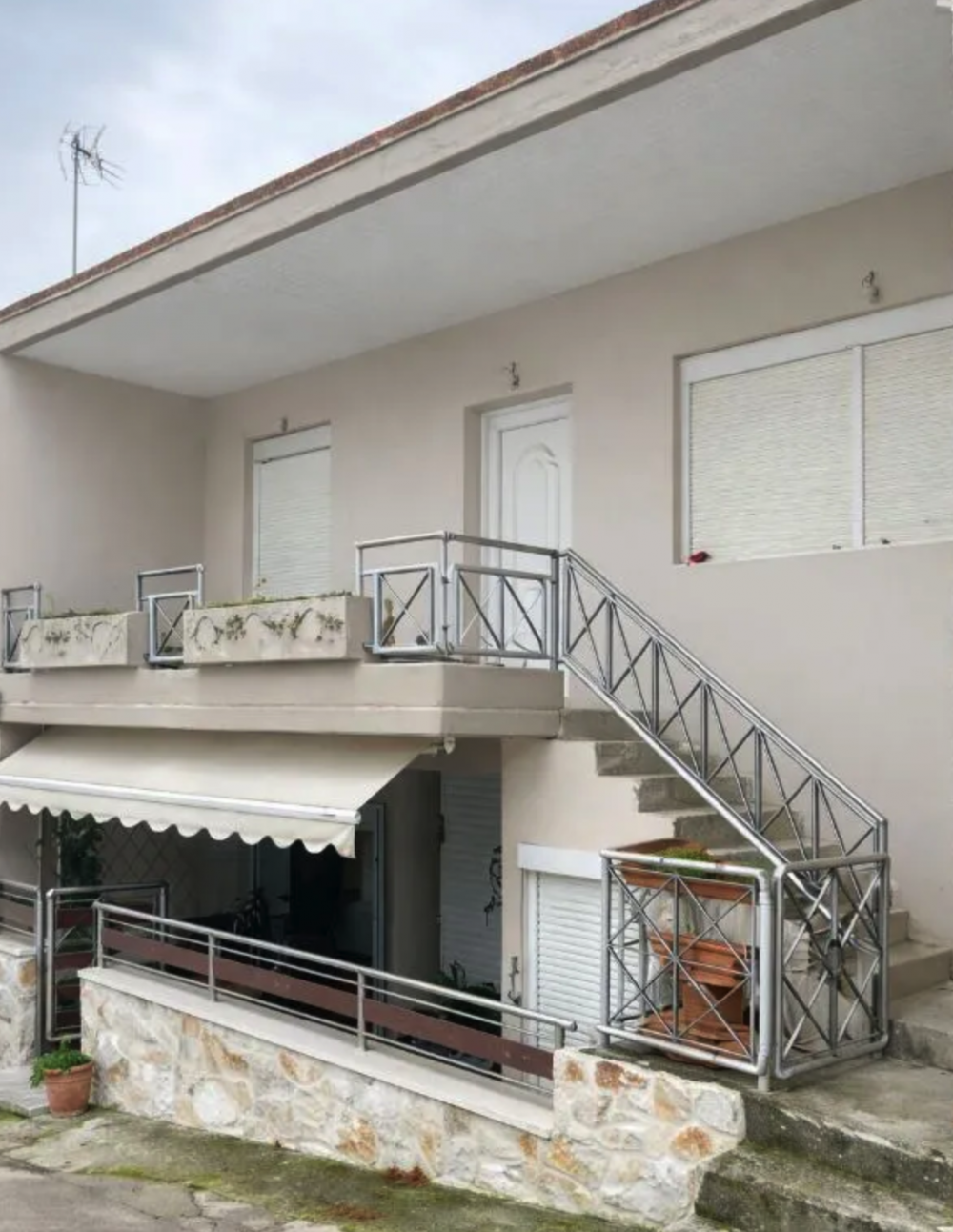 Εξαιρετικό ακίνητο προς πώληση στο Βελεστίνο