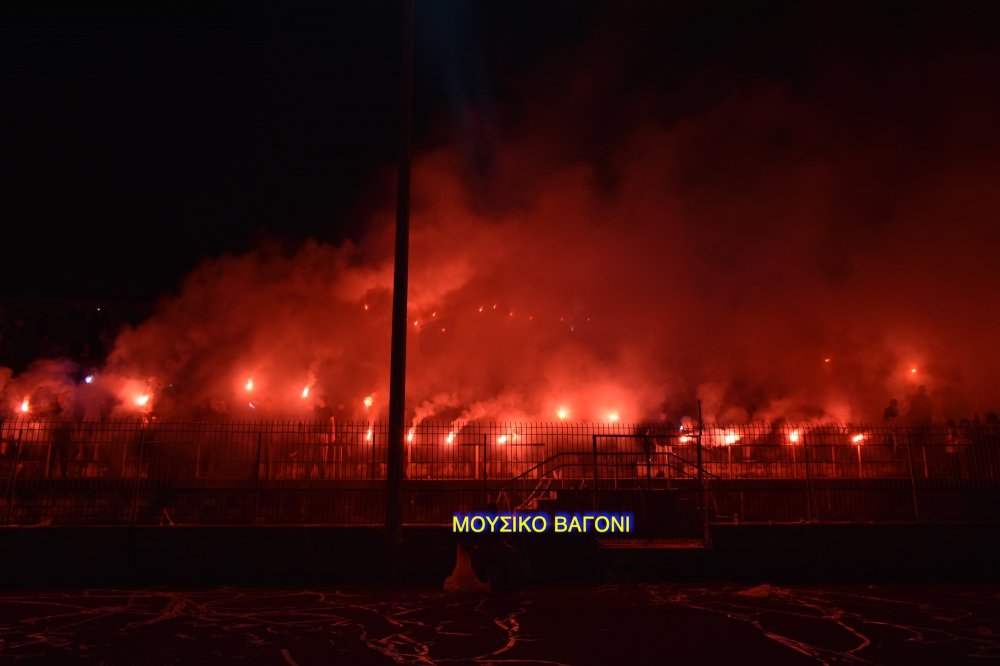 Απίστευτες εικόνες στο Δημοτικό Στάδιο       